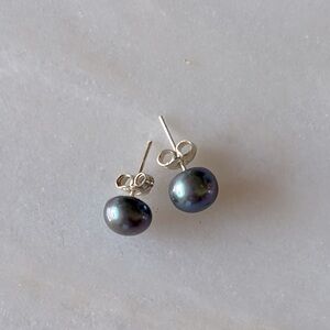 Gorgeous Blue Genuine Pearl Stud Earrings NWOT